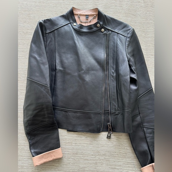 Leather jacket - Picture 7 of 16